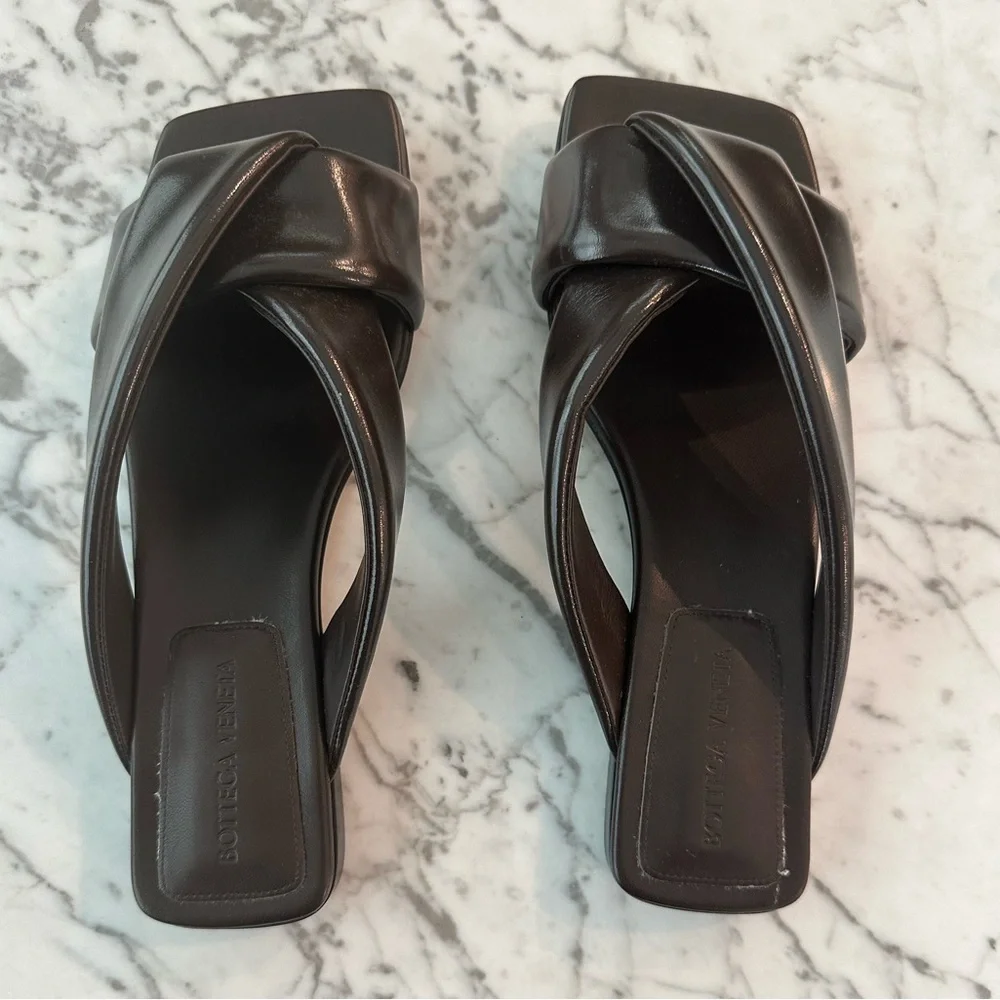 Bottega Veneta Riva Flat - Picture 4 of 8
